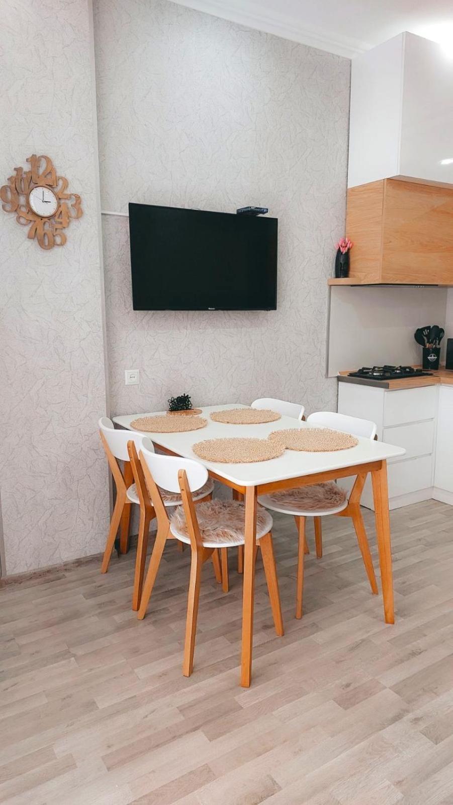 Kate'S New Cozy Apartment Kutaisi Zewnętrze zdjęcie